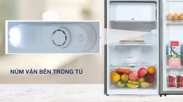 Bên trong tủ có núm vặn điều chỉnh